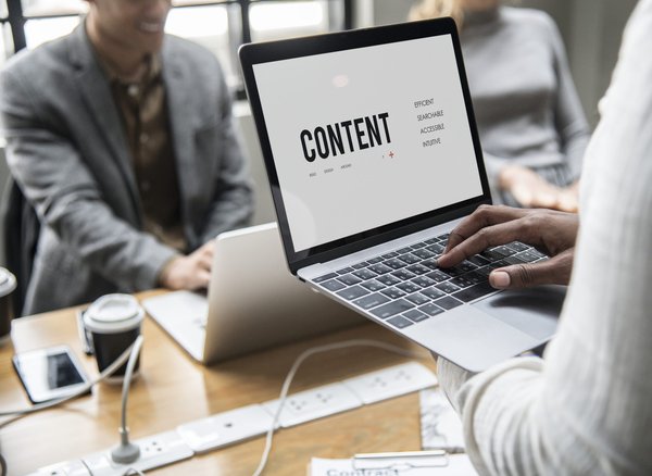 Maîtriser les Objections Clients avec une Stratégie de Content Marketing Efficace